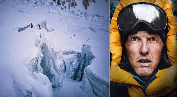 Simone Moro, incidente choc sull'Himalaya: «Giù in crepaccio per 20 metri, a un soffio dalla morte»