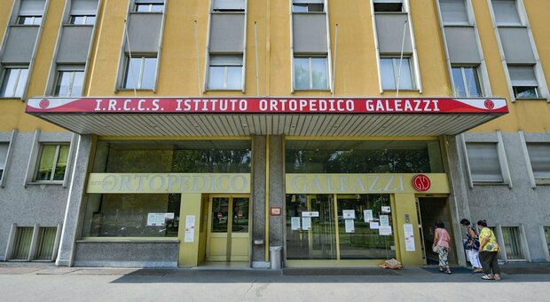 Interventi rinviati ai pazienti senza pass al Galeazzi su disposizione di Pregliasco, ispezione della Regione Lombardia