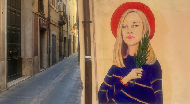 Panò, chi è lo street artist che ha disegnato il murales dedicato a Romina De Cesare