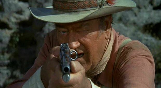Stasera in tv, oggi martedì 16 novembre su Iris «Il pistolero»: curiosità e trama del film con John Wayne