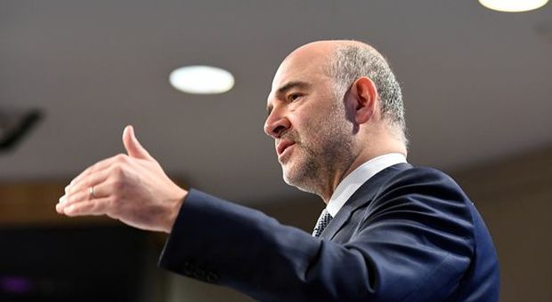 Moscovici, bastone e carota: "Con Italia porta del dialogo sempre aperta". Ma precisa: "Previsioni Pil irrealistiche"