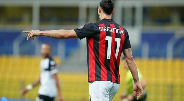 Serie A, multa e turno di stop per Ibrahimovic: la decisione del giudice sportivo