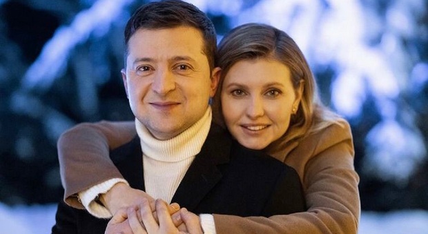 Olena, la moglie di Zelensky rimasta in Ucraina (in una località segreta) mentre il marito è sotto le bombe: «Putin ci vuole morti»