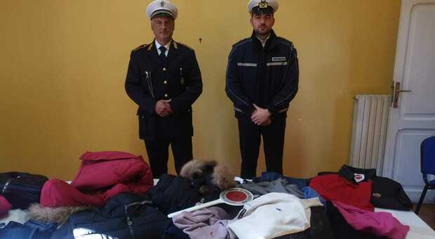 Civita Castellana : griffe false sui banchi del mercato, sequestri e multe per 5 mila euro