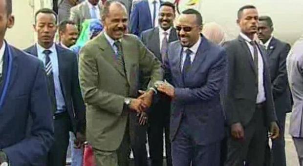 Etiopia ed Eritrea firmano la pace: storico accordo dopo 20 anni di guerra