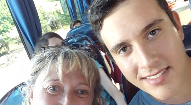 Chioggia, addio a Gianluca: il 18enne stroncato da un tumore osseo in meno di un anno