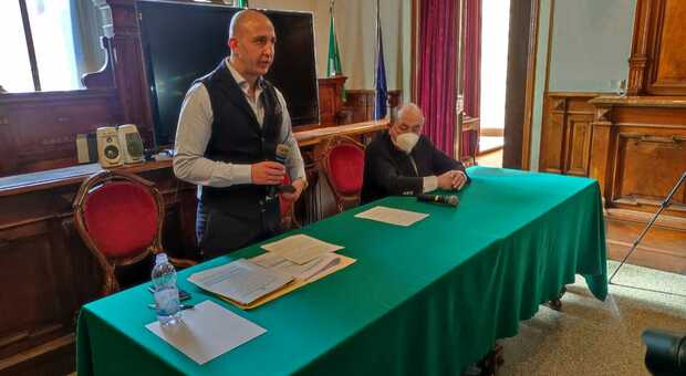 Roberto Donati e Antonio Emili: in Comune la maggioranza di Sinibaldi già marcia in ordine sparso