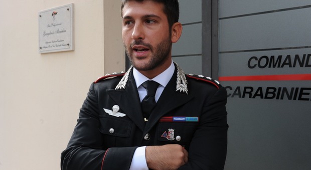 Il capitano Antonio Di Mauro Pescara, schiva le martellate e accoltella il compagno