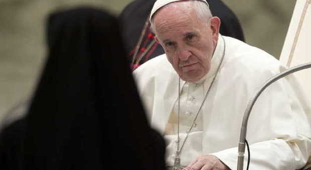 Parigi, Papa Francesco: «È un pezzo di terza guerra mondiale»