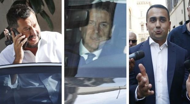 Salvini: «La maggioranza non c'è più. È crisi, ora andiamo al voto». Di Maio: italiani presi in giro