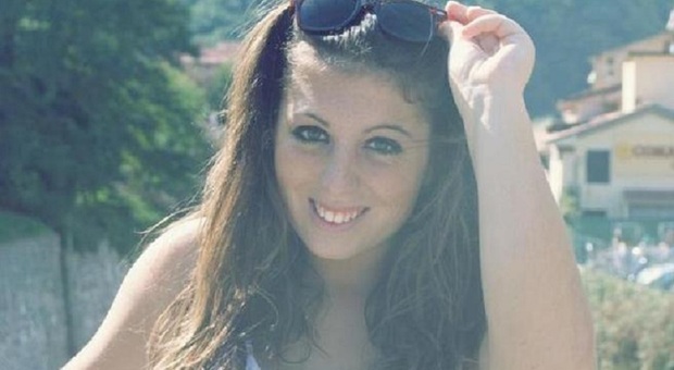 Debora Pierini, morta la giovane incinta rimasta ustionata nell esplosione di Lucca: il bimbo, nato con cesareo d urgenza, è vivo