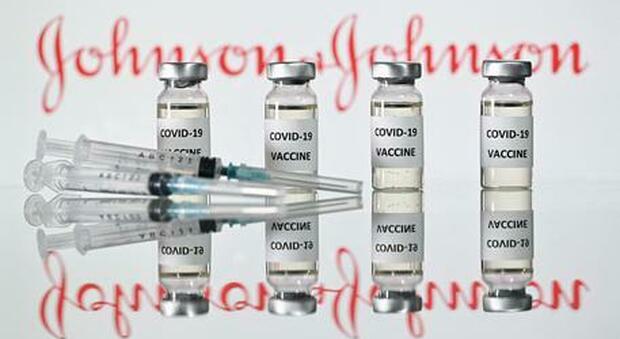 Vaccino Johnson&Johnson, 6 casi trombosi: gli Usa verso la sospensione mentre L'Ema indaga