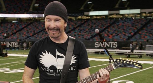 The Edge in Vaticano, il chitarrista degli U2 ha tenuto un concerto nella Cappella Sistina