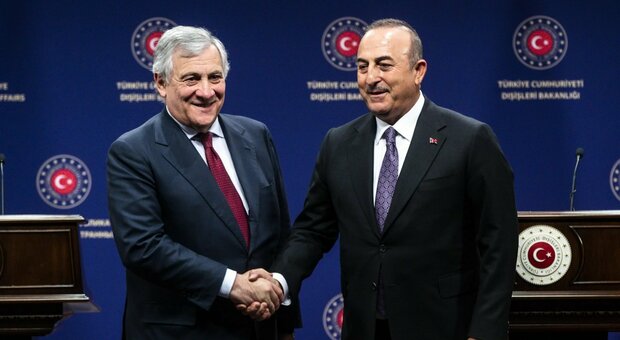 Tajani, missione Turchia: «Patto per il Mediterraneo». Asse su Libia e migranti