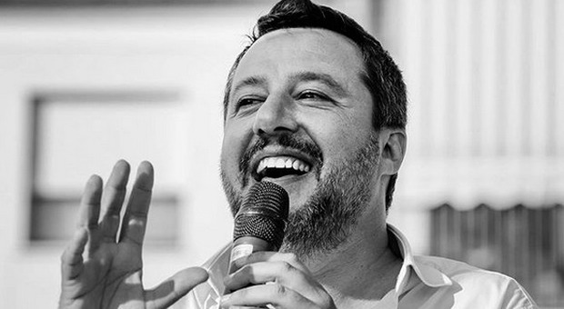 Ballottaggi, Salvini incita al voto sui social (anche se c'è il silenzio elettorale)