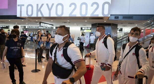 Tokyo, 15 positivi tra persone legate ai Giochi: sale l'allerta