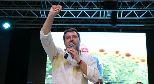 Nella foto il leader della Lega Matteo Salvini