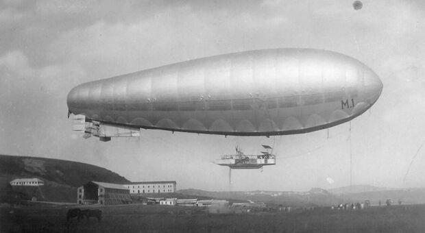 Roma, nel gennaio del 1918 un dirigibile lanciò i primi volantini di guerra per la prima volta