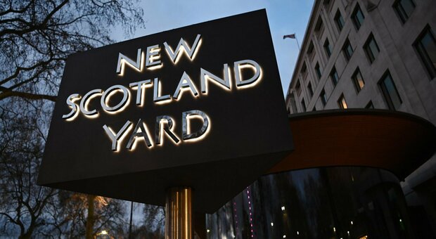 Scotland Yard, fine del mito dei super investigatori. Il rapporto: «Istituzionalmente inetto, irrisolti oltre 69mila casi»