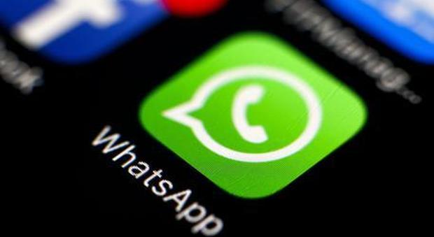 Whatsapp, attenzione al virus di San Valentino: dati sensibili a rischio
