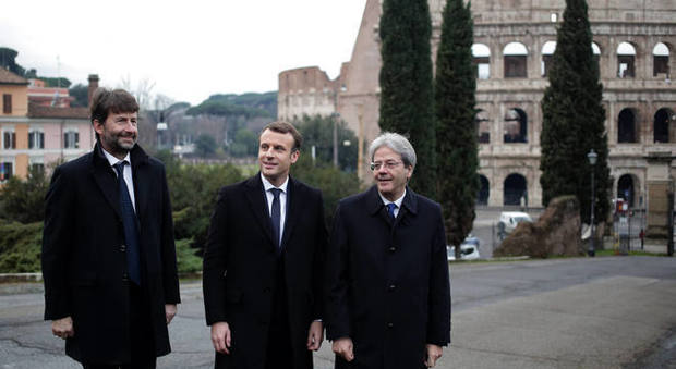 Gentiloni accoglie Macron alla Domus Aurea