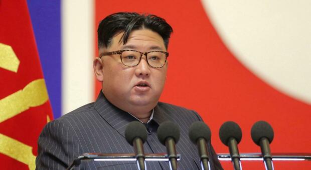 Kim obbliga i genitori a chiamare i figli "bomba", "pistola", "satellite" e altre parole "patriottiche"