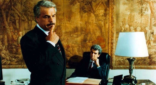 Stasera in tv, oggi 23 maggio su La7 Michele Placido e Giancarlo Giannini nel film «Giovanni Falcone»