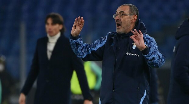 Lazio, Sarri felice e.. senza occhiali: «Mi si sono rotti»