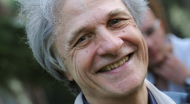 Addio a Lino Capolicchio, l'attore protagonista de "Il giardino dei Finzi Contini". Aveva 78 anni
