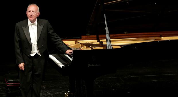 Maurizio Pollini, gli ottant'anni di una leggenda del pianoforte: «Con la musica, il tempo si ferma»