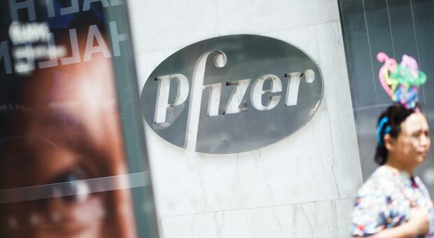 Covid, l'Ue compra il vaccino Pfizer. All'Italia 27 milioni di dosi da inizio 2021