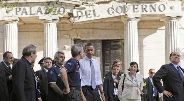 Obama e Berlusconi a L'Aquila dopo il terremoto