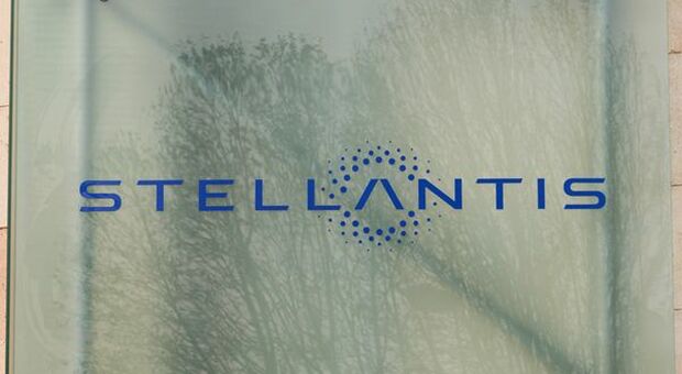 Stellantis, Tavares svelerà i nuovi concept Ram e Peugeot al CES 2023