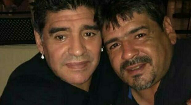 Hugo Maradona, morto a Napoli il fratello minore di Diego: arresto cardiaco mentre era in casa