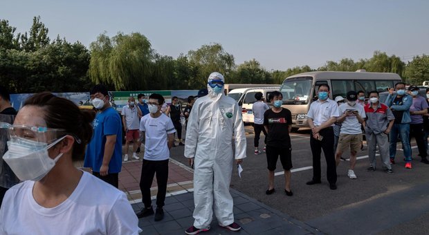 Coronavirus, Pechino isola l'ospedale Peking: infermiera positiva al Covid