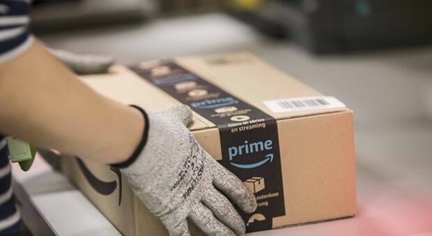 Amazon consentirà cancellazione abbonamento Prime con soli due clic