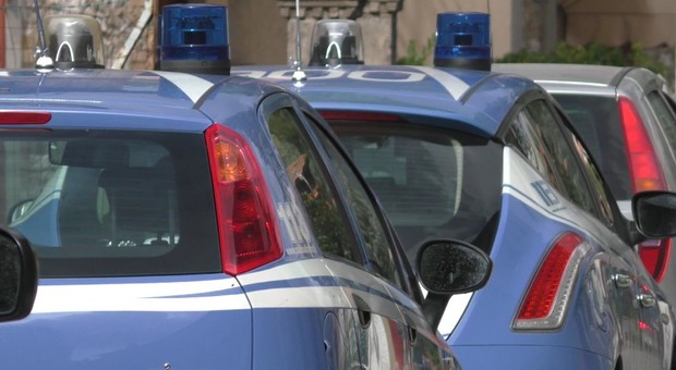 Perugia, la Squadra Mobile arresta due rapinatori dopo il colpo in banca da 7mila euro