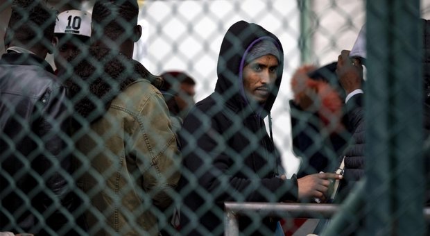 L'Arcivescovo Delpini: i profughi non diventino il capro espiatorio dei mali d'Europa
