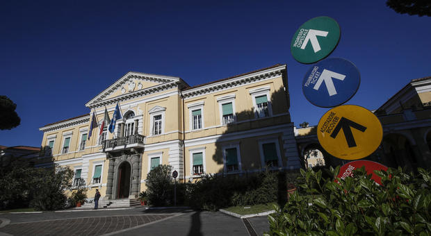 Coronavirus, a Roma 12 nuovi positivi: calo contagi anche nel Lazio, 22 casi e 4 morti