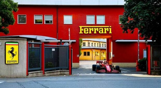 Ferrari, sprint sull elettrico: 15 nuovi modelli in quattro anni