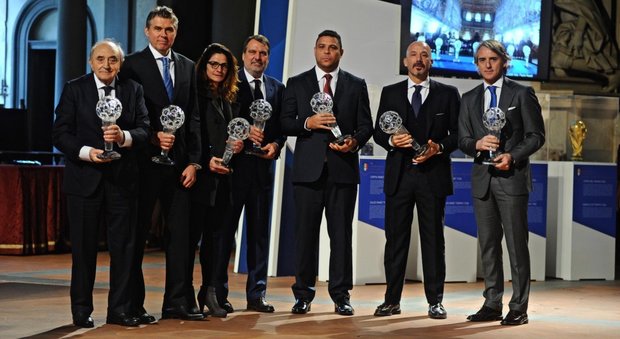 Hall of Fame del calcio: sono entrati Mancini, Vialli, Ronaldo, Ferlaino e Tardelli
