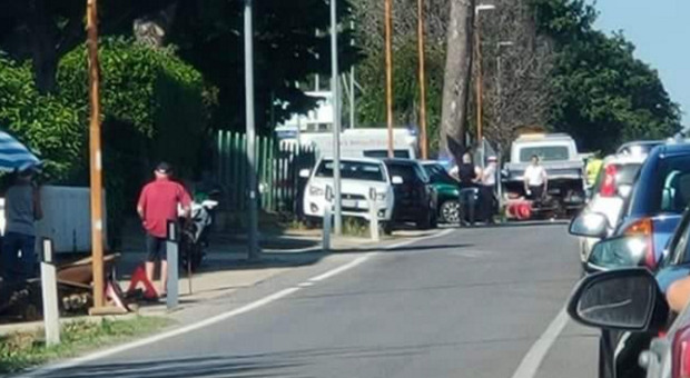 Giulianova, schianto auto-moto: grave un 31enne del posto. Traffico in tilt.