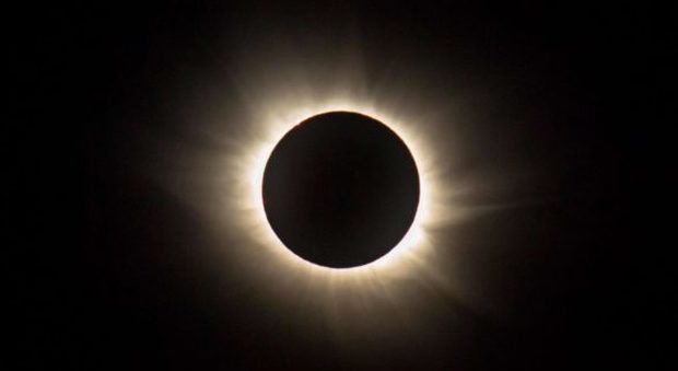 Un anno di eventi astronomici straordinari; come l'eclissi totale della prossima estate