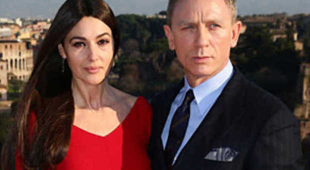 Monica Bellucci e Daniel Craig (justjared.com)
