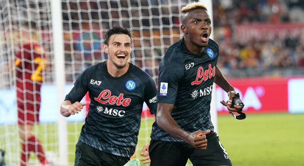 Roma-Napoli 1-0, Politano inventa Osimhen segna: giallorossi beffati a 10 minuti dalla fine