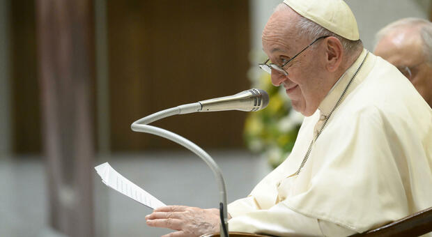 Papa Francesco, missione ad alta tensione in Africa per fermare la strana guerra tra Congo e Ruanda