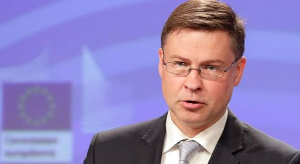 Dombrovskis: "Italia rischia deviazione significativa su riduzione debito"