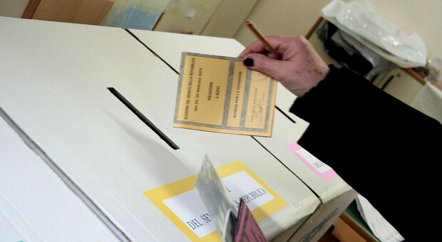 Istituiti 1004 seggi in Umbria, 20 sezioni elettorali per i positivi al Covid