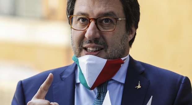 Salvini, slitta a ottobre udienza Gregoretti. La Bestia in crisi: come uscirne?