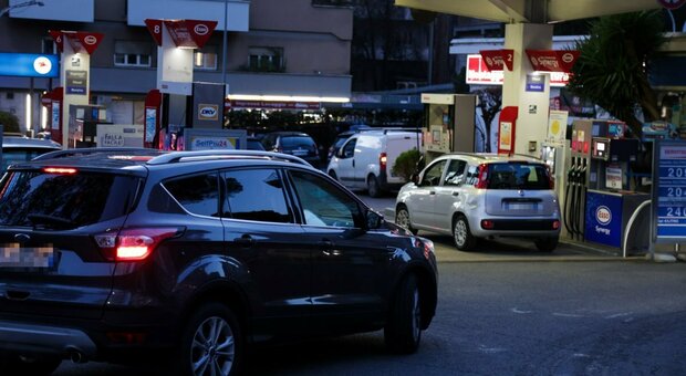 Sciopero benzinai, a Roma aperte 100 pompe: quali sono e dove si trovano